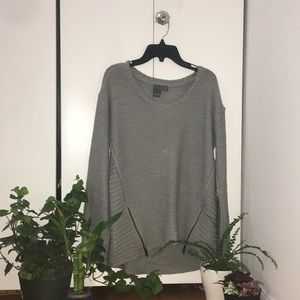 Francesca’s Blue-Grey Light Sweater Pullover